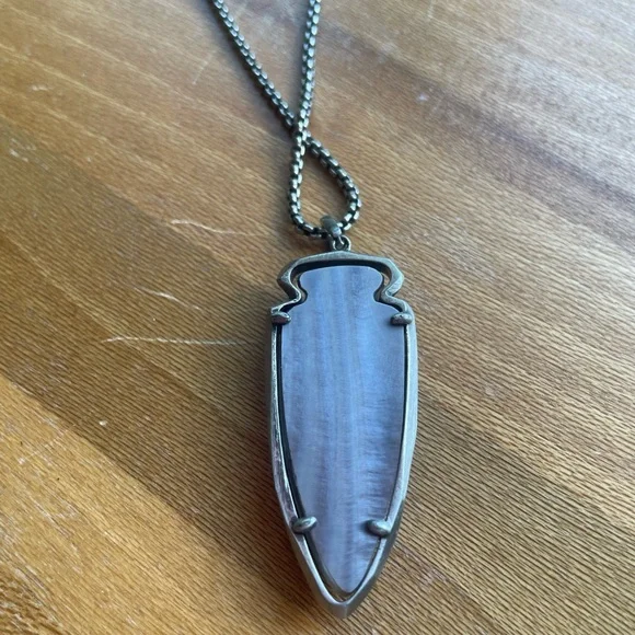 Kendra Scott Vintage Silver Kimmy Pendant - Picture 2 of 2